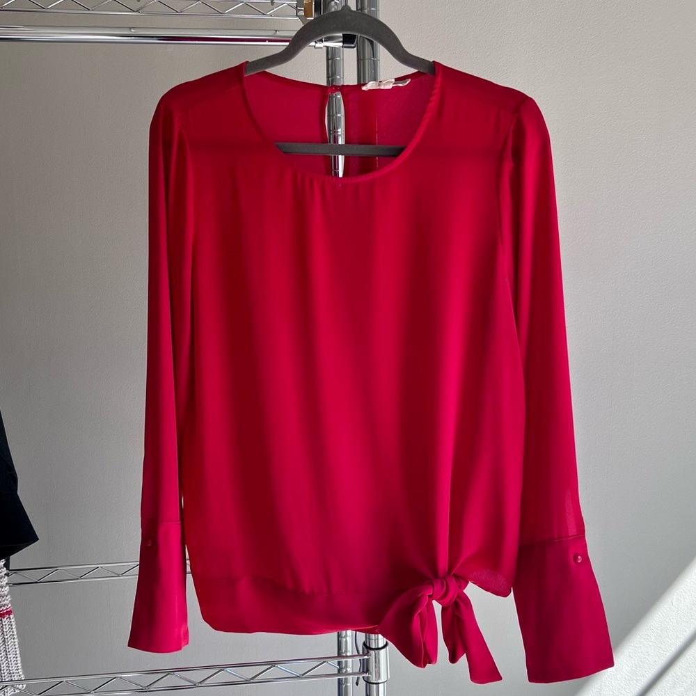 Red blouse with tie